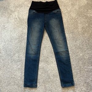 Jojo Maman Bebe full paneled maternity jeans size 4